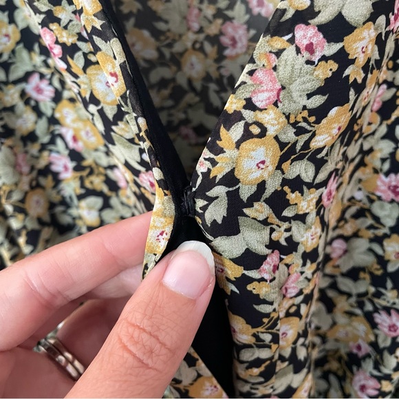 Piper & Scoot Floral Maxi Dress - Picture 5 of 8